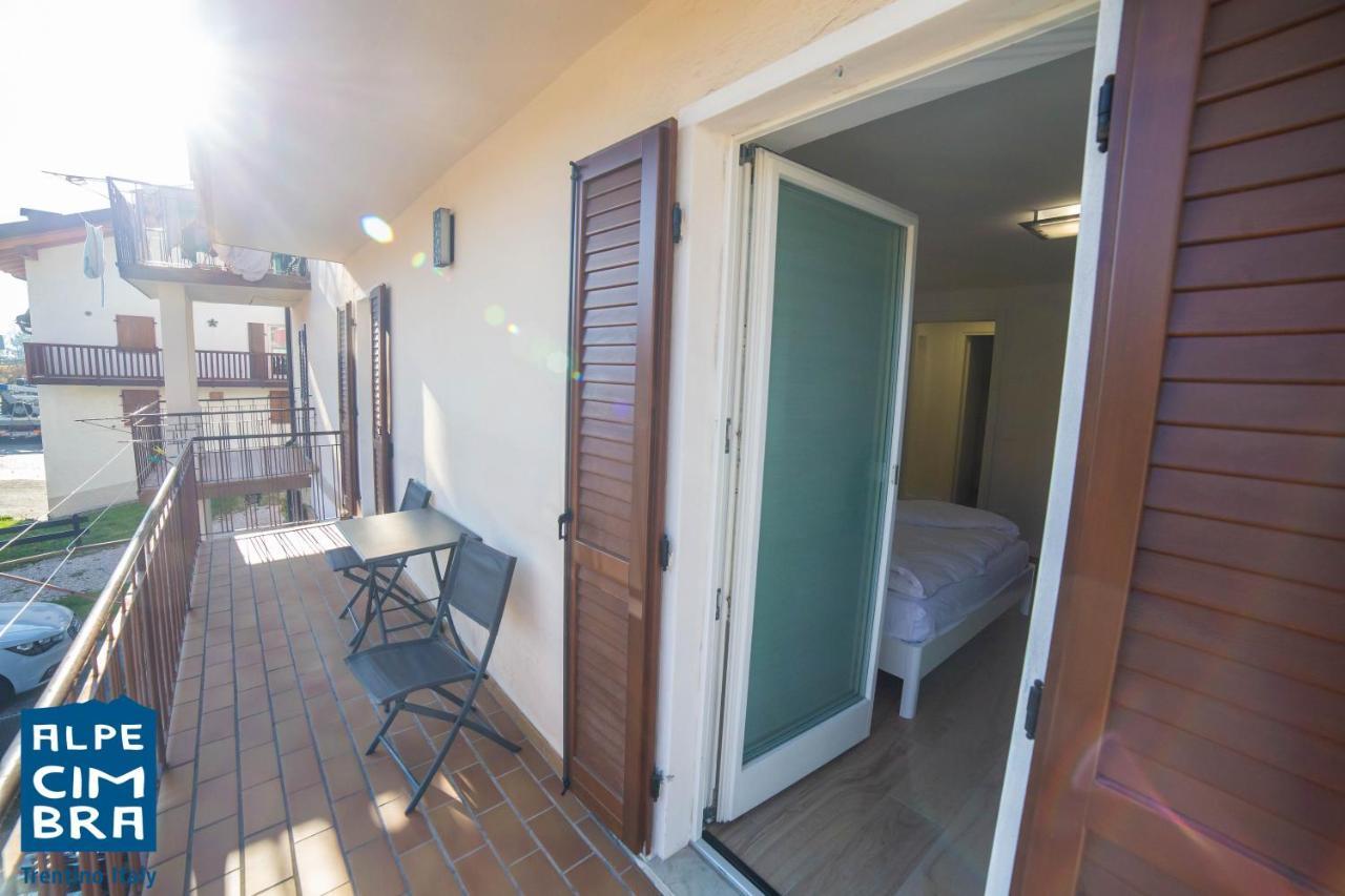 Trentino Apartments - Casa Ai Tolleri フォルガリーア エクステリア 写真
