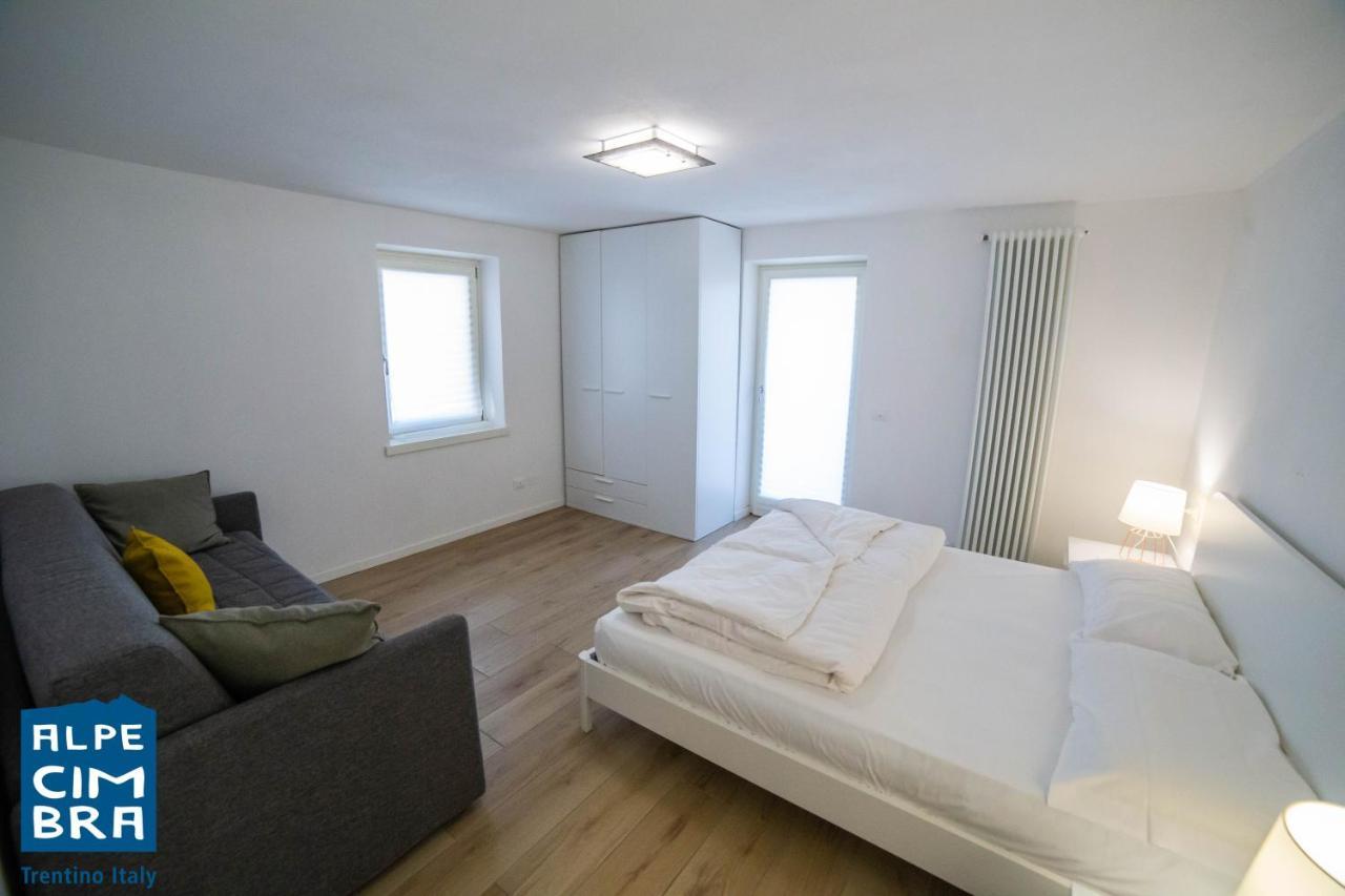 Trentino Apartments - Casa Ai Tolleri フォルガリーア エクステリア 写真