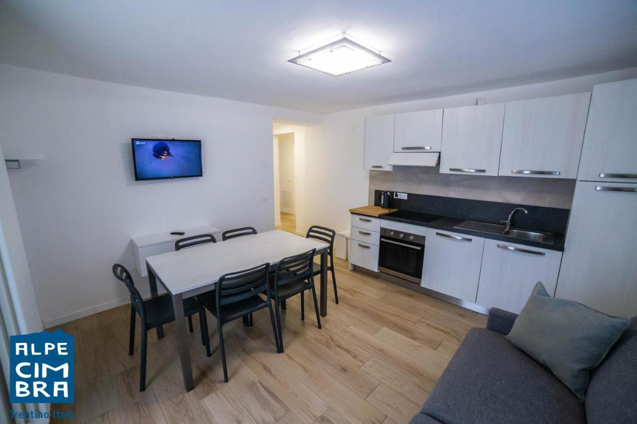 Trentino Apartments - Casa Ai Tolleri フォルガリーア エクステリア 写真