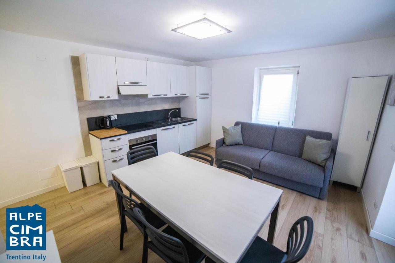 Trentino Apartments - Casa Ai Tolleri フォルガリーア エクステリア 写真