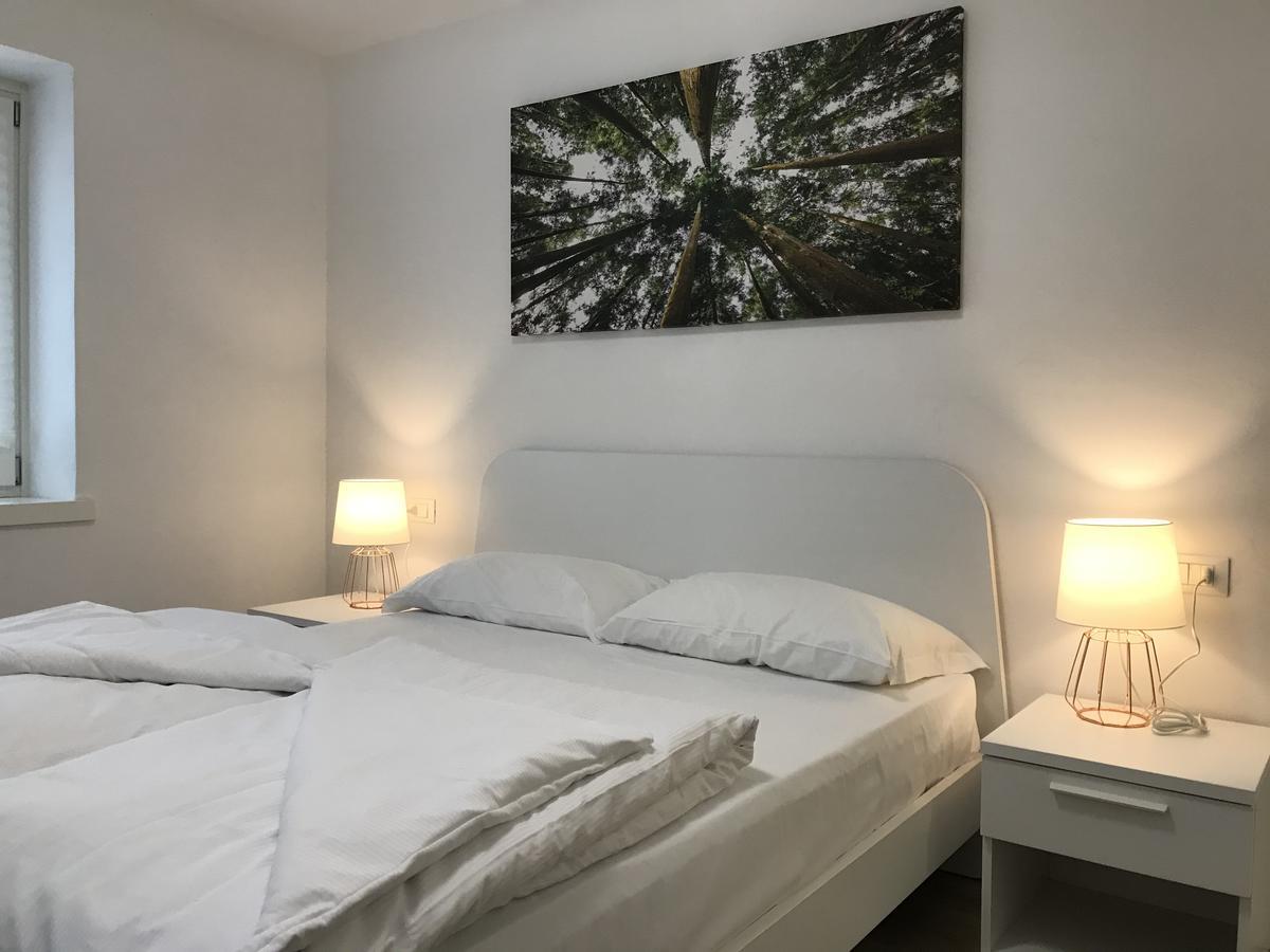 Trentino Apartments - Casa Ai Tolleri フォルガリーア エクステリア 写真