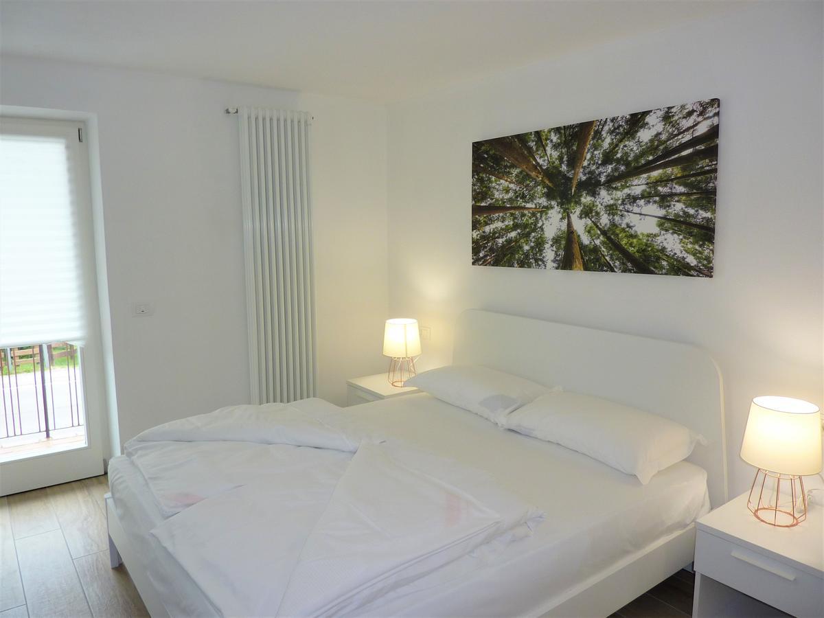 Trentino Apartments - Casa Ai Tolleri フォルガリーア エクステリア 写真