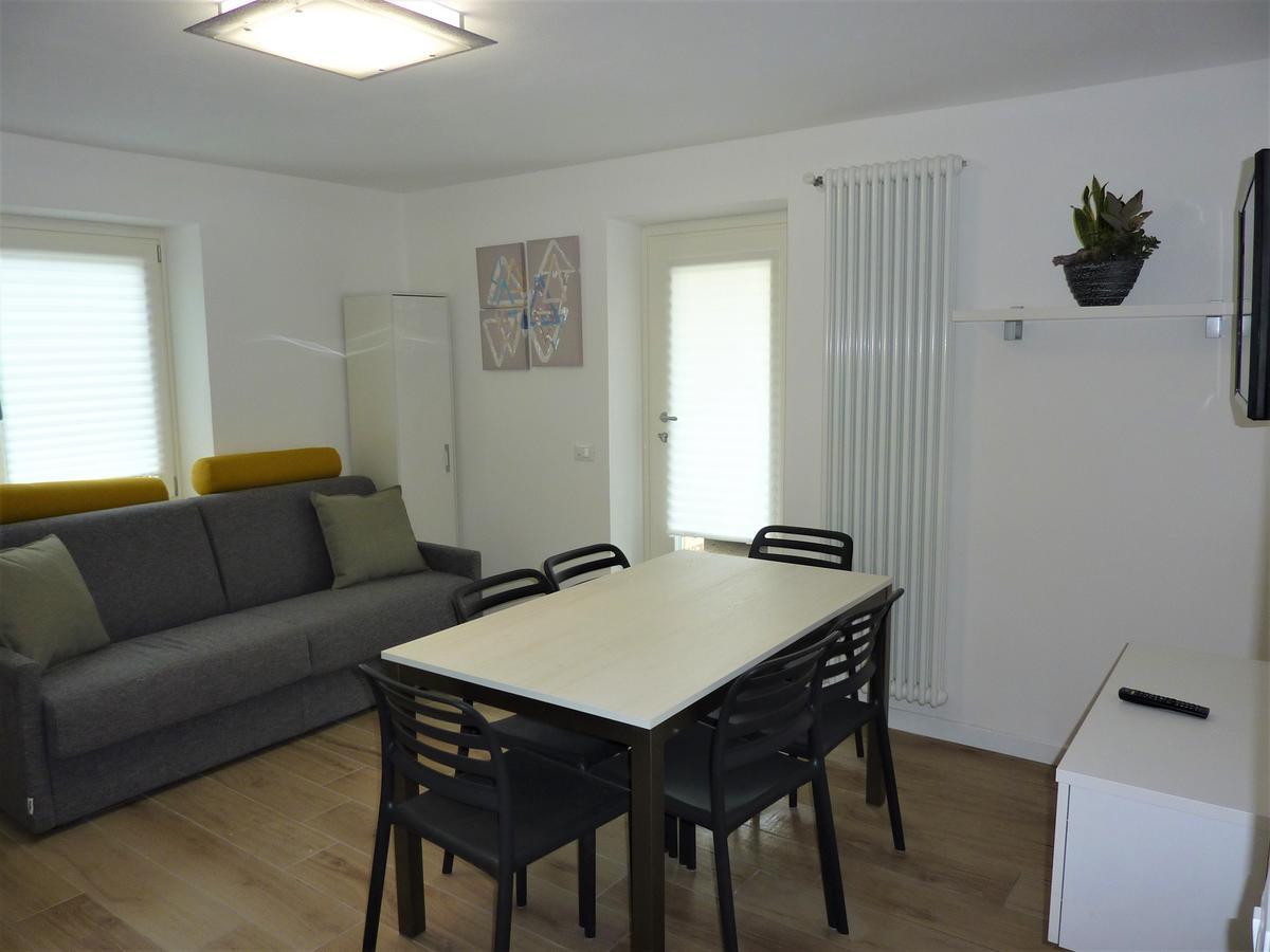 Trentino Apartments - Casa Ai Tolleri フォルガリーア エクステリア 写真