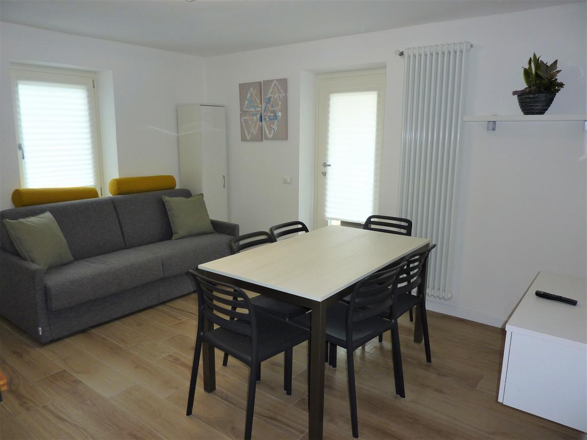 Trentino Apartments - Casa Ai Tolleri フォルガリーア エクステリア 写真